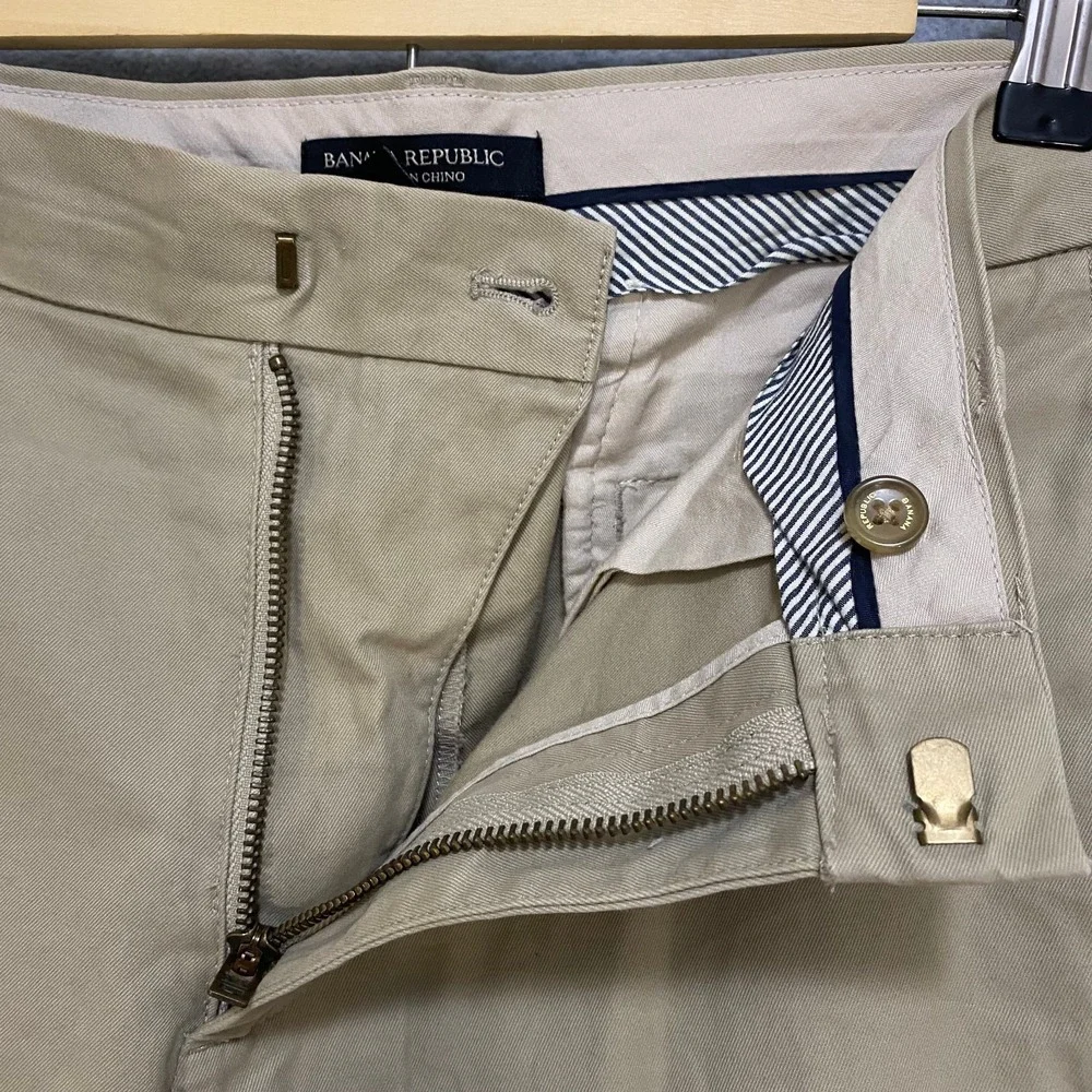 BANANA REPUBLIC Mens 32x32 Emerson Chino Pants Khaki 100% Cotton Straight Casual